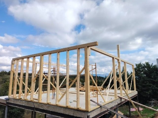 Construcción de casa con proyecto y cimentación