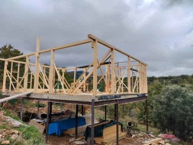 Construcción de casa con proyecto y cimentación